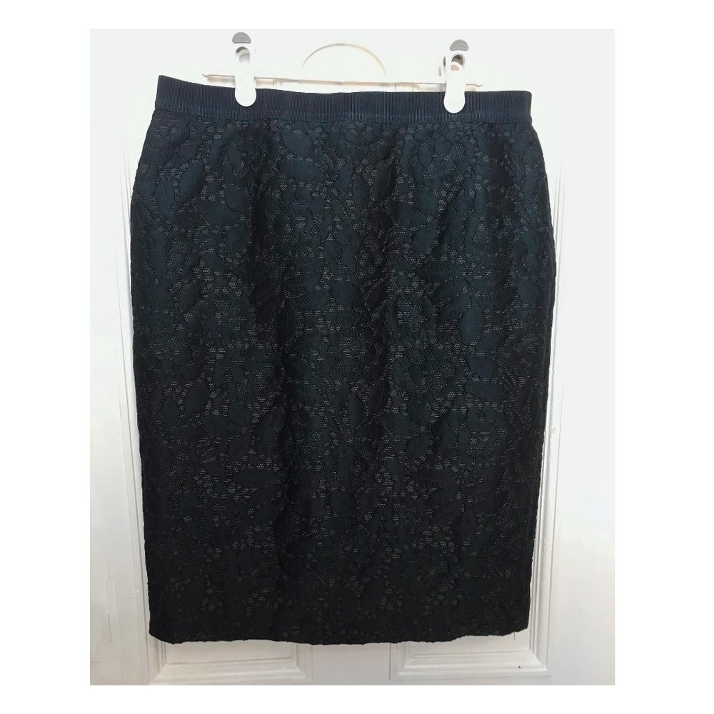 Ann Taylor Floral Lace Pencil Skirt